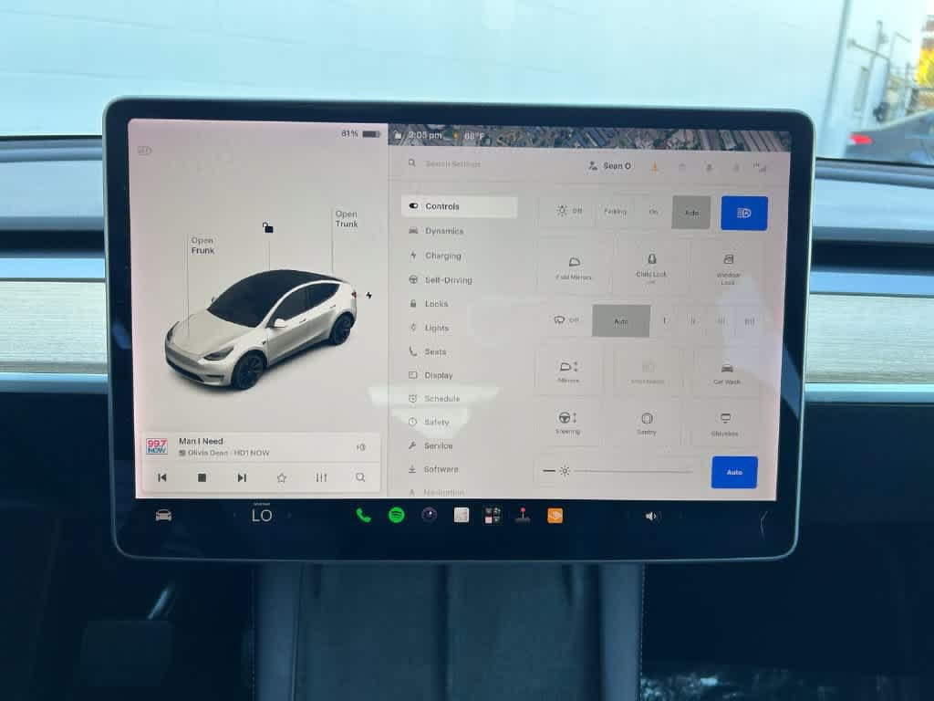 Used 2021 Tesla Model Y Long Range AWD/4WD image 17