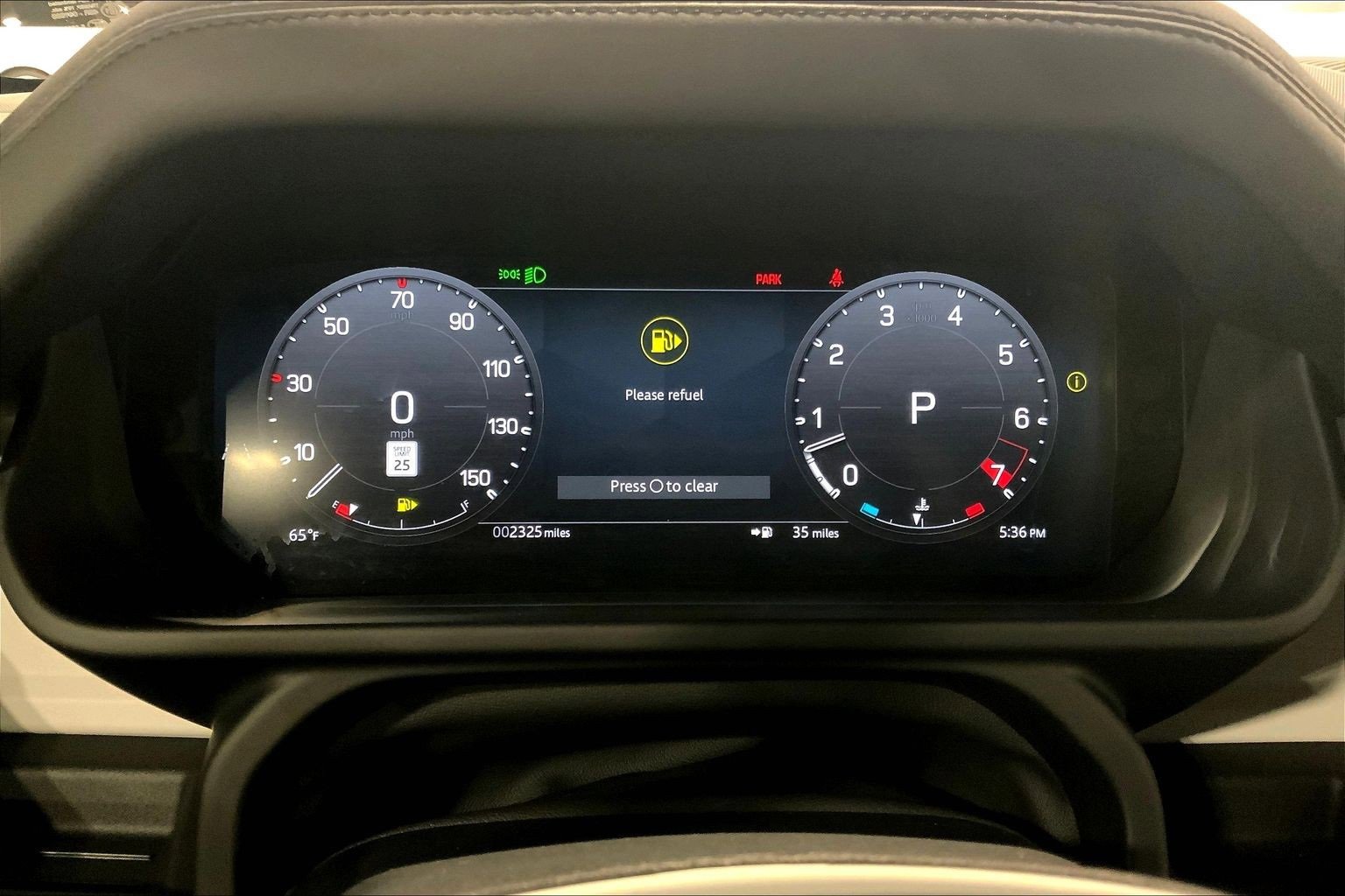 Used 2025 Land Rover Defender 110 S image 25