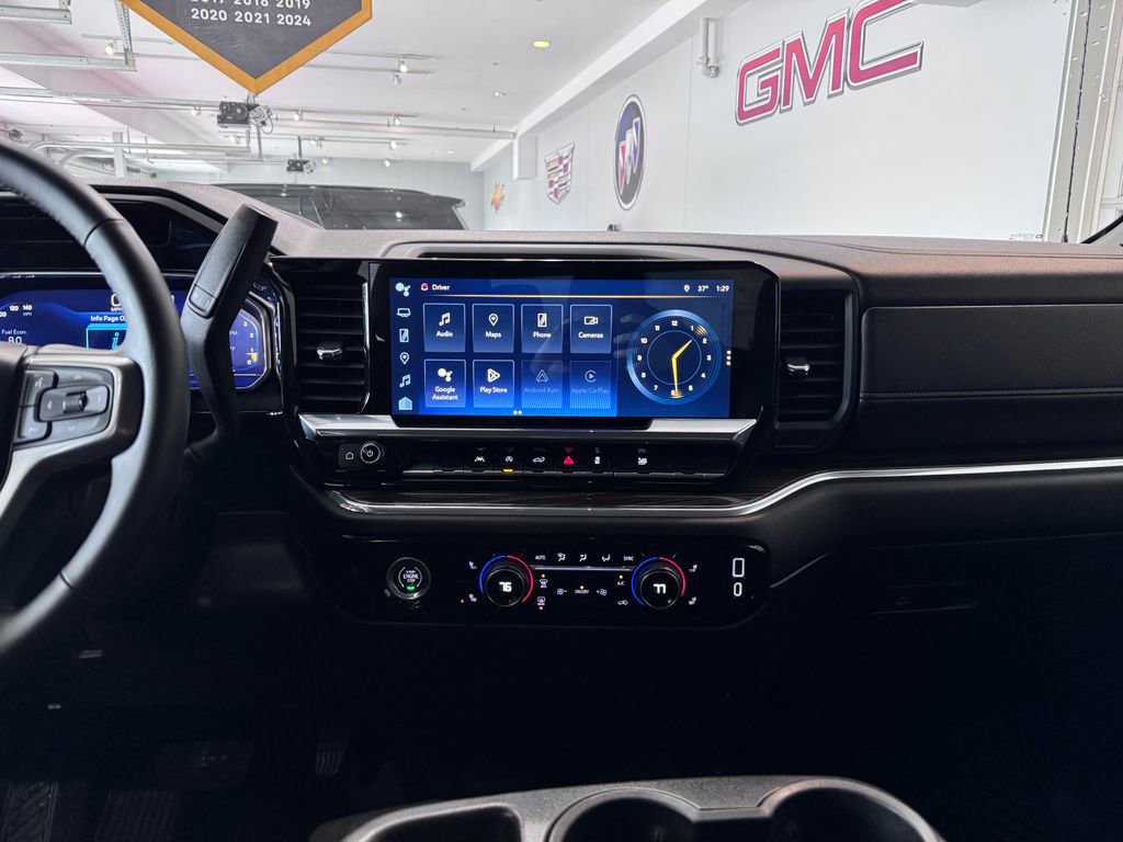 Certified 2023 Chevrolet Silverado 1500 LT AWD/4WD image 17