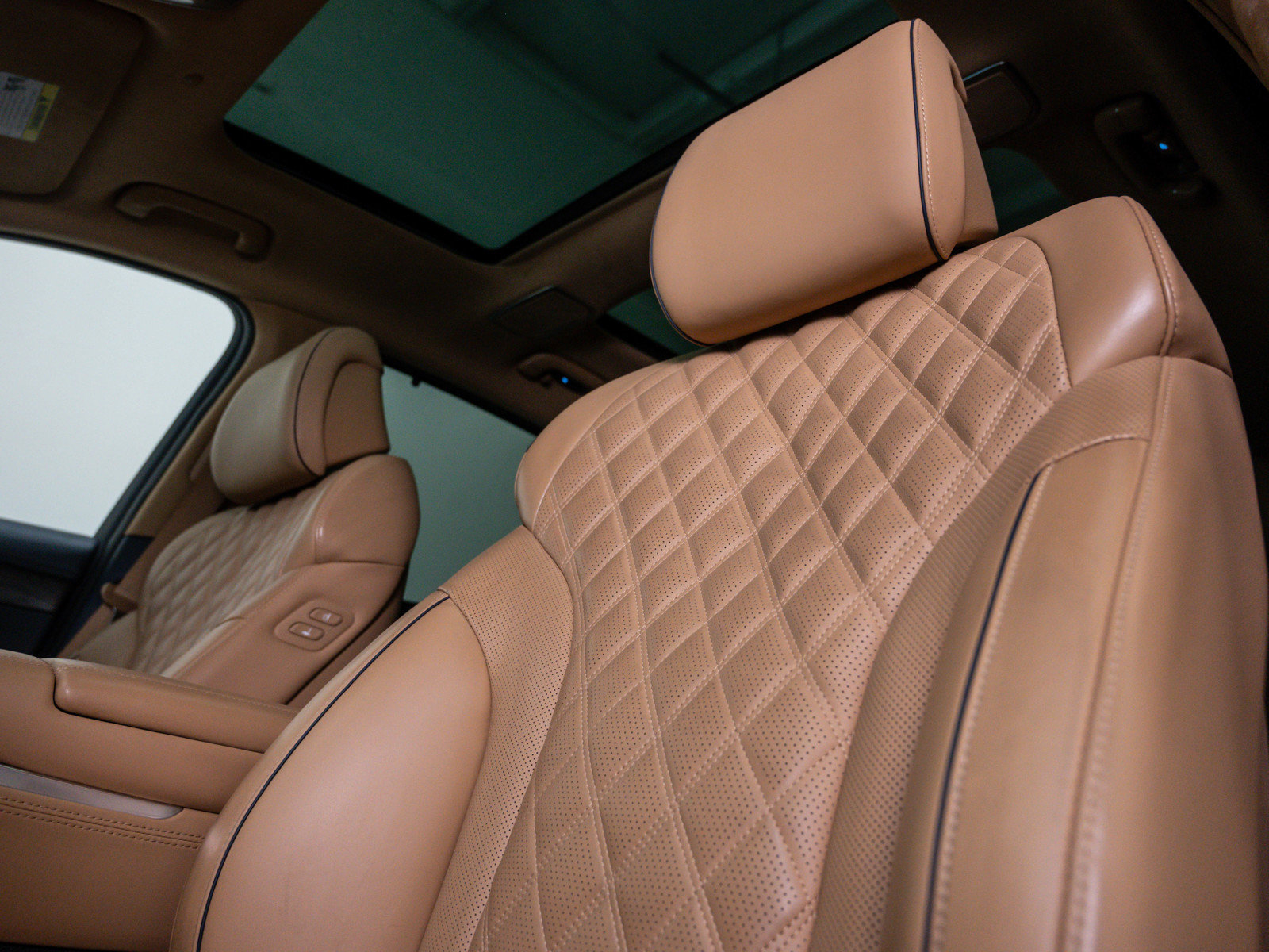 Used 2024 Genesis GV80 3.5T w/ Prestige Matte Package image 20