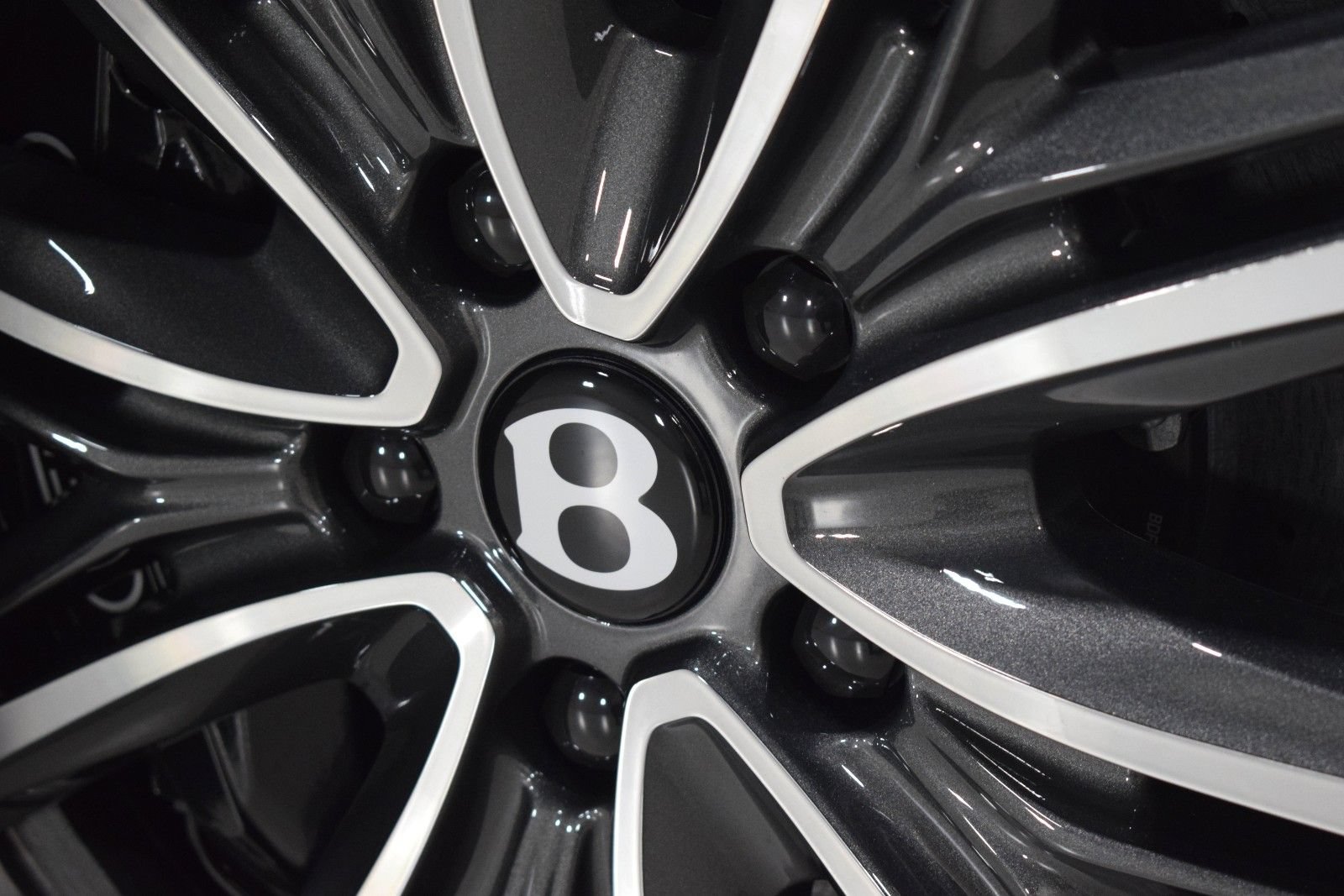 New 2026 Bentley Continental GTC AWD/4WD image 19