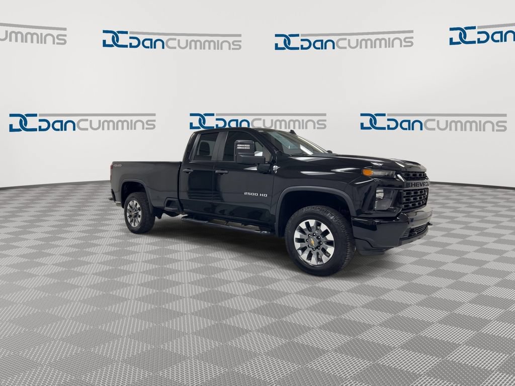 Used 2022 Chevrolet Silverado 2500 Custom w/ Custom Value Package AWD/4WD image 2