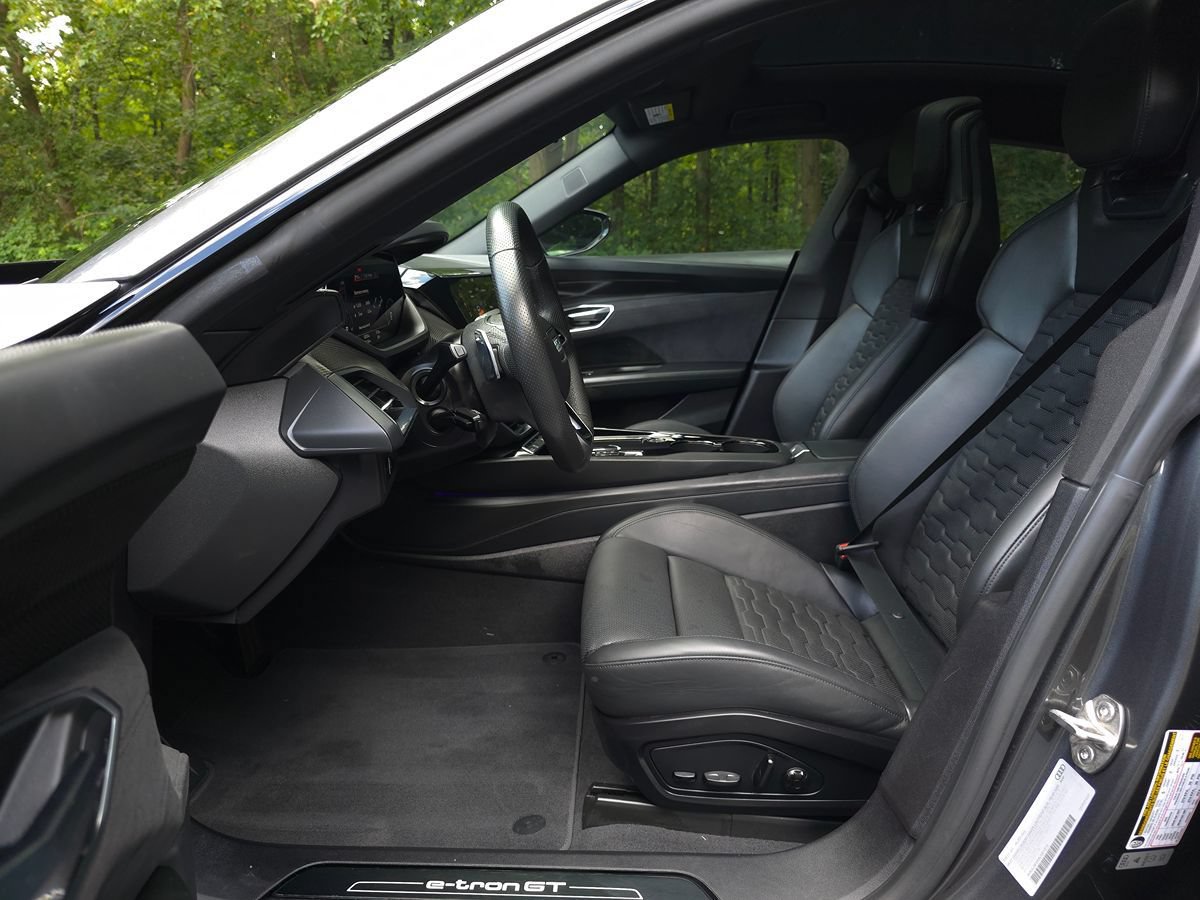 Used 2022 Audi e-tron GT Prestige w/ Prestige Package AWD/4WD image 11
