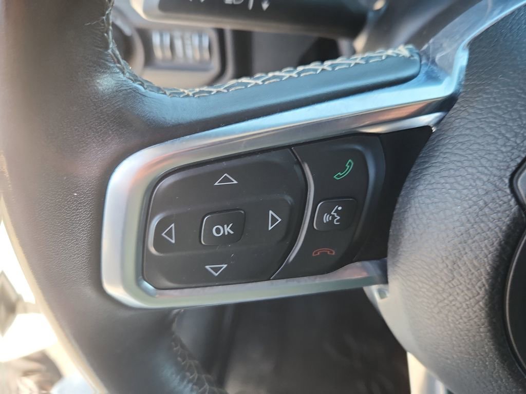 Used 2020 Jeep Wrangler Unlimited Sahara image 22