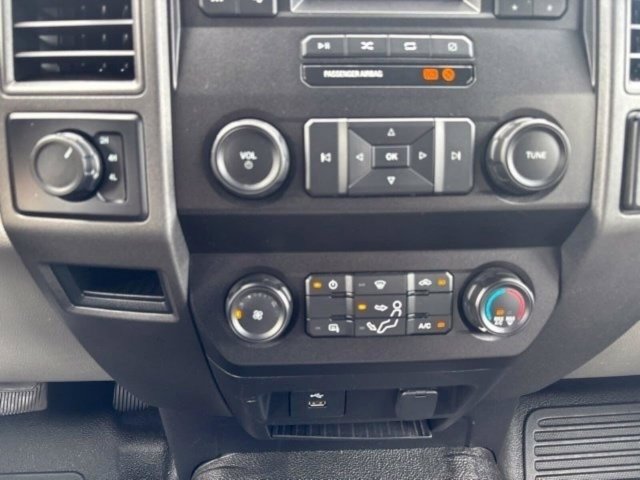 Used 2021 Ford F550 4x4 Regular Cab Super Duty w/ Power Equipment Group image 30