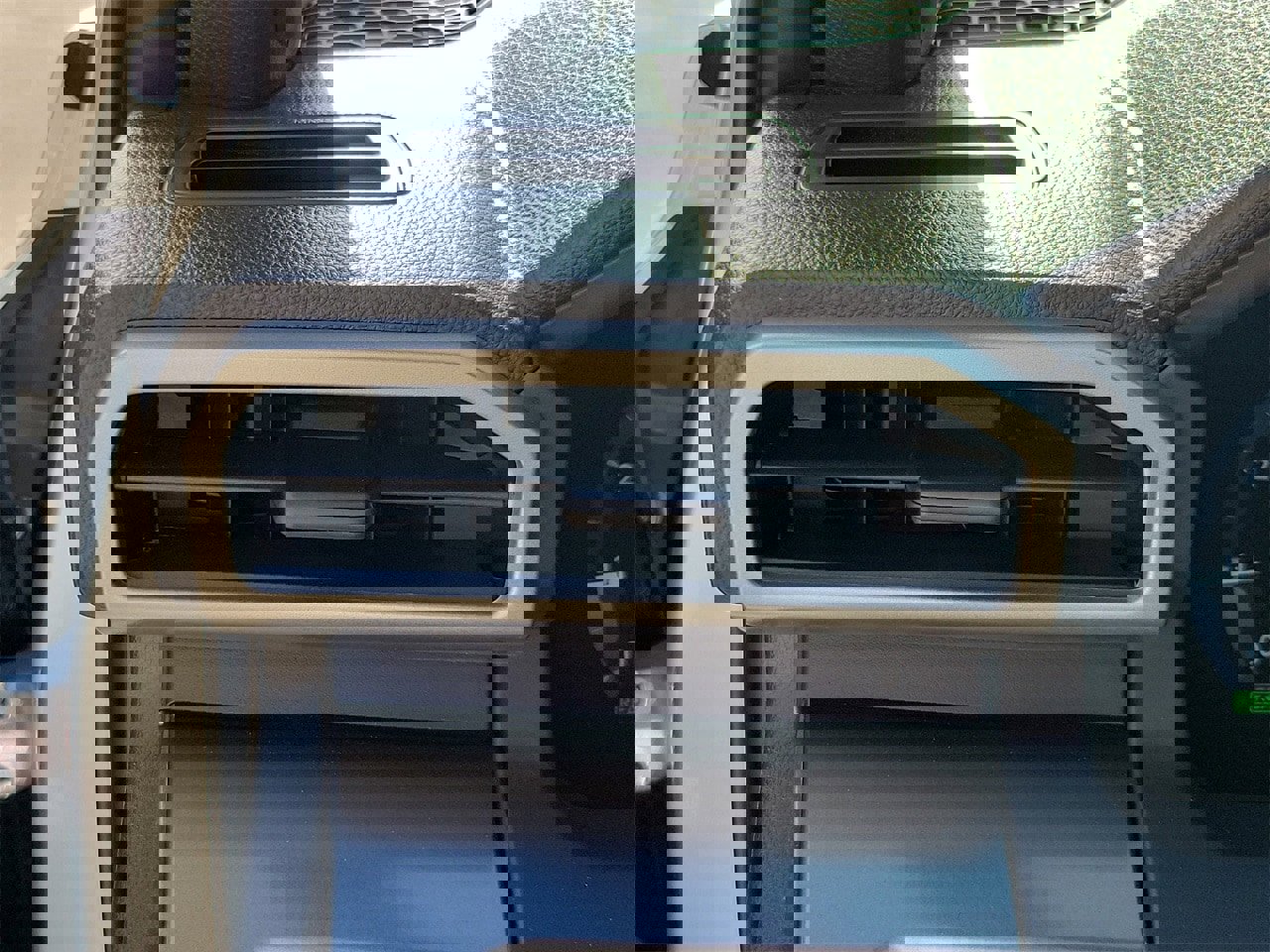 New 2025 Toyota Tacoma TRD Off-Road image 31