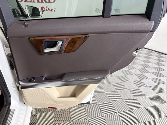 Used 2013 Mercedes-Benz GLK 350 2WD image 39
