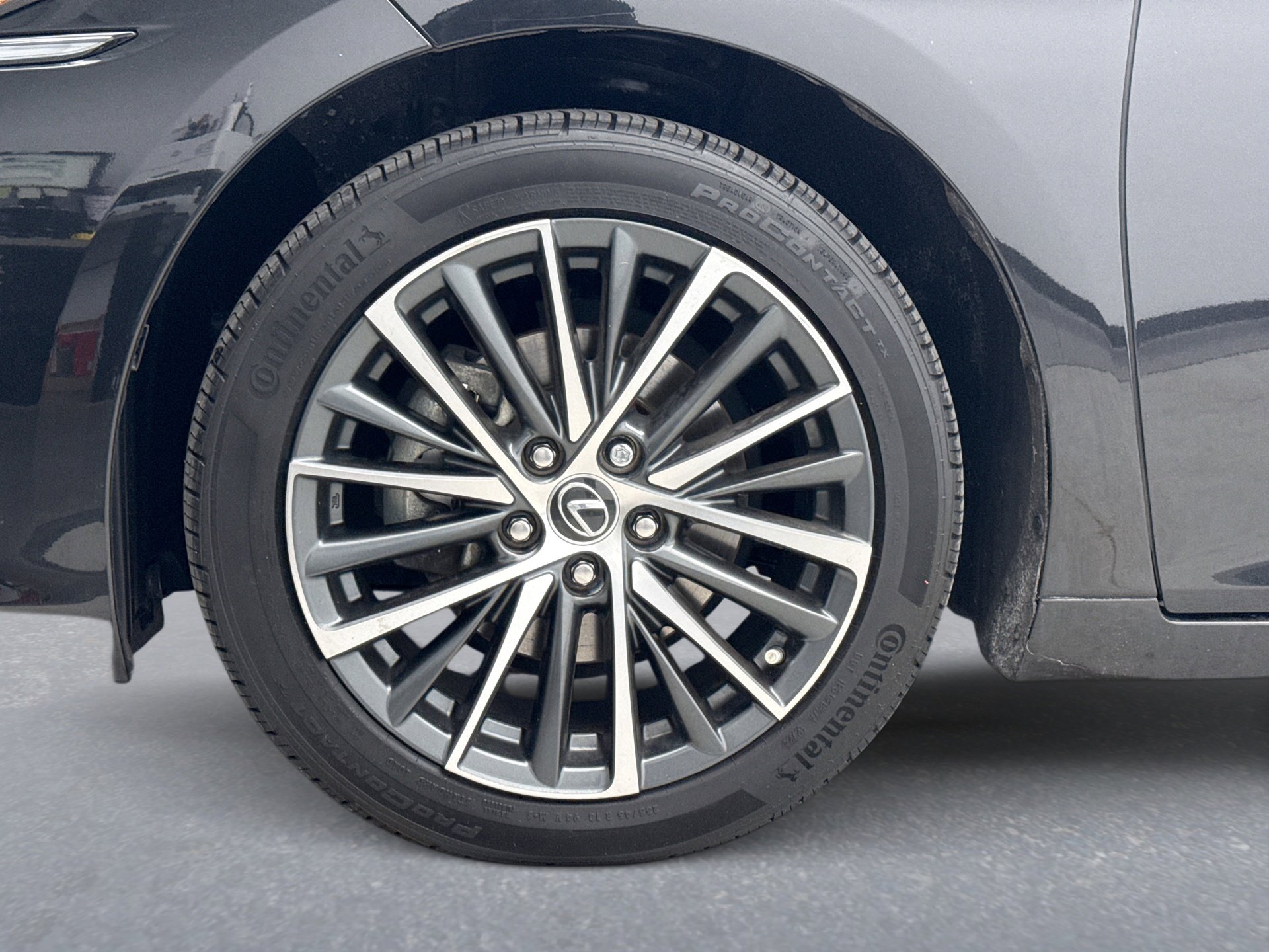 Used 2023 Lexus ES 350 w/ Premium Package image 26