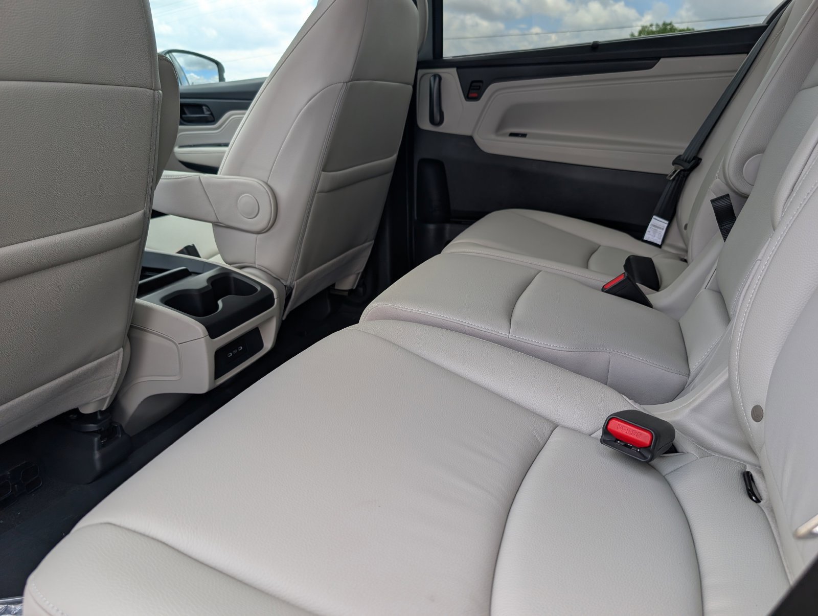 New 2026 Honda Odyssey EX-L image 13