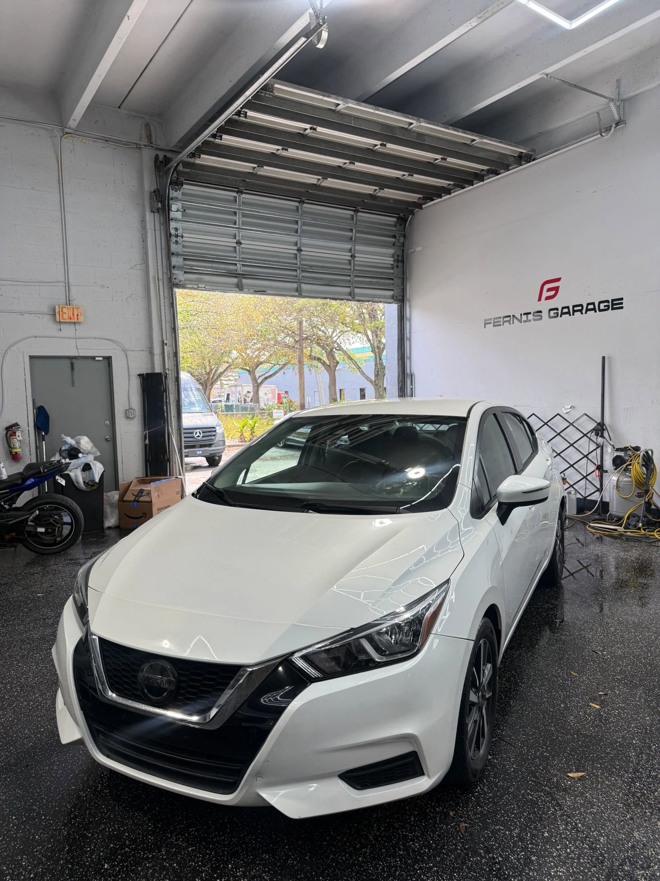 Used 2021 Nissan Versa SV FWD image 1