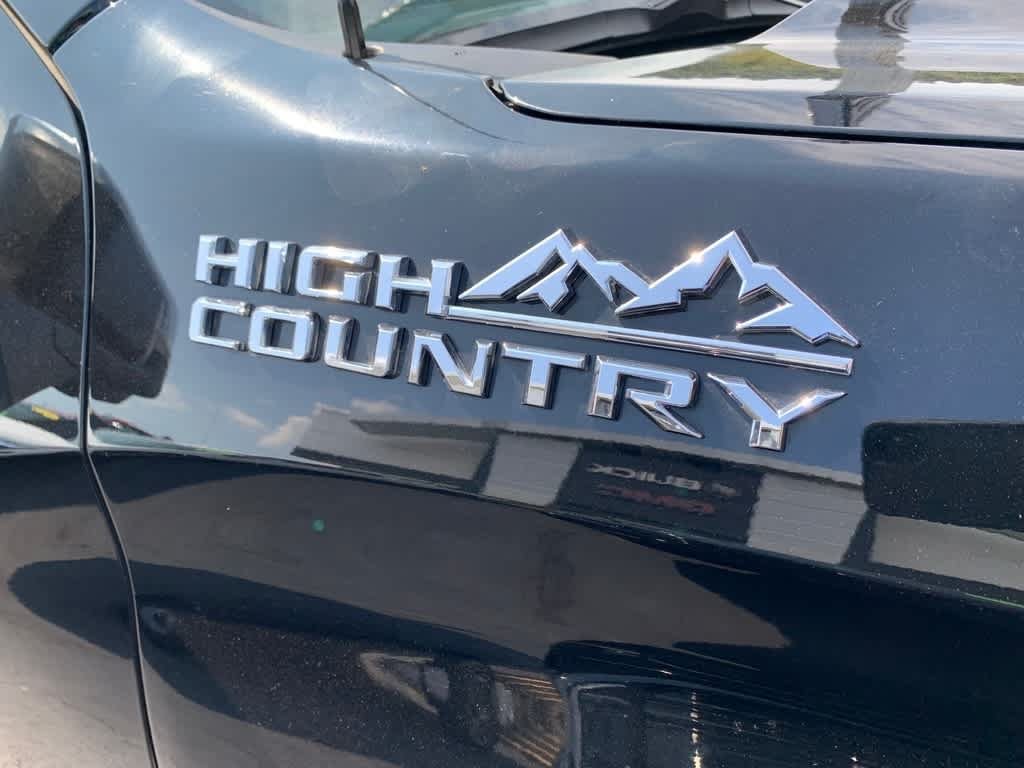 Certified 2024 Chevrolet Silverado 1500 High Country w/ Technology Package AWD/4WD image 9