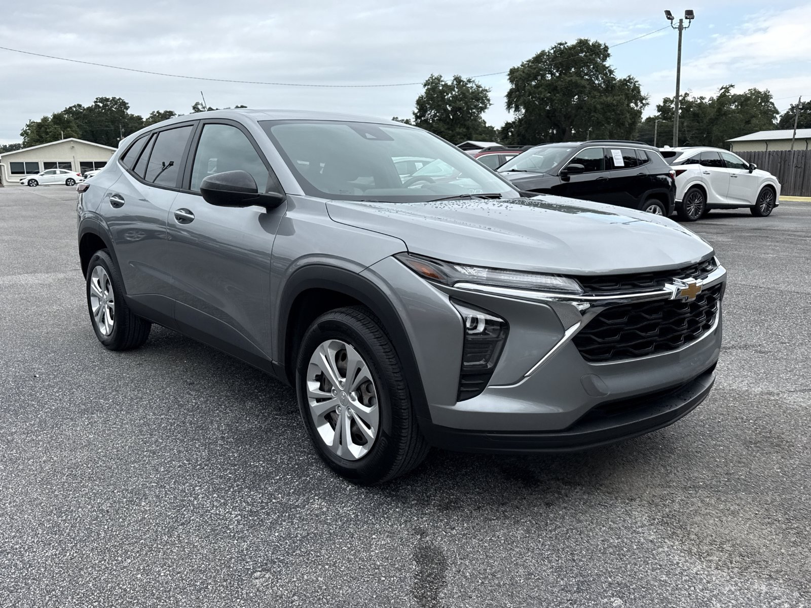 Used 2024 Chevrolet Trax LS FWD image 8