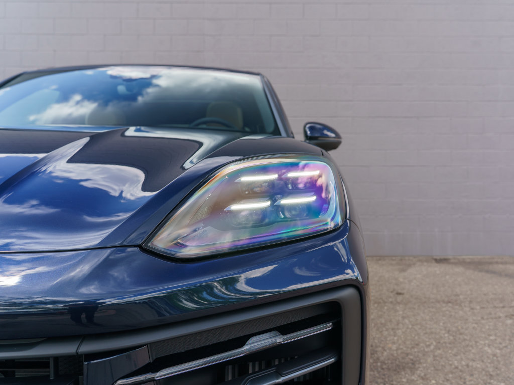 New 2026 Porsche Cayenne E-Hybrid AWD/4WD image 11