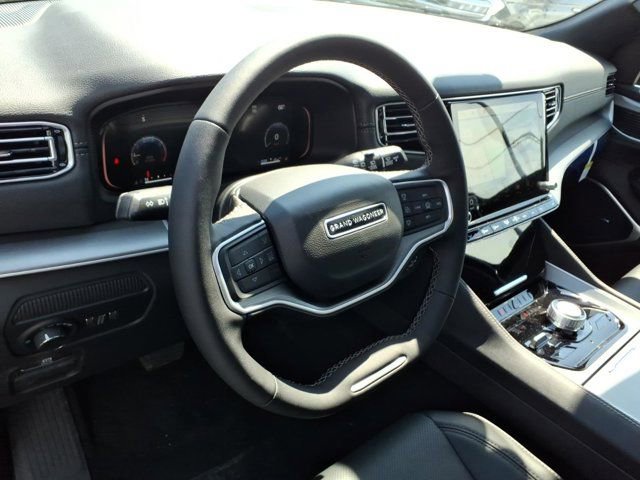 New 2026 Jeep Grand Wagoneer L 4WD w/ Premium Group I image 6