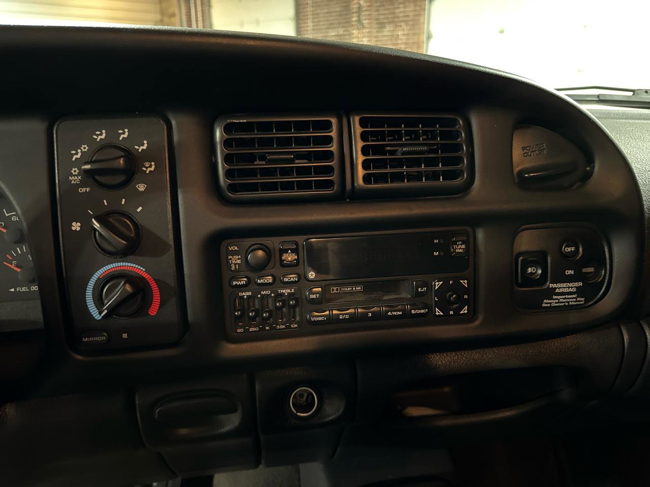 Used 1998 Dodge Ram 2500 Truck 4x4 Quad Cab image 54