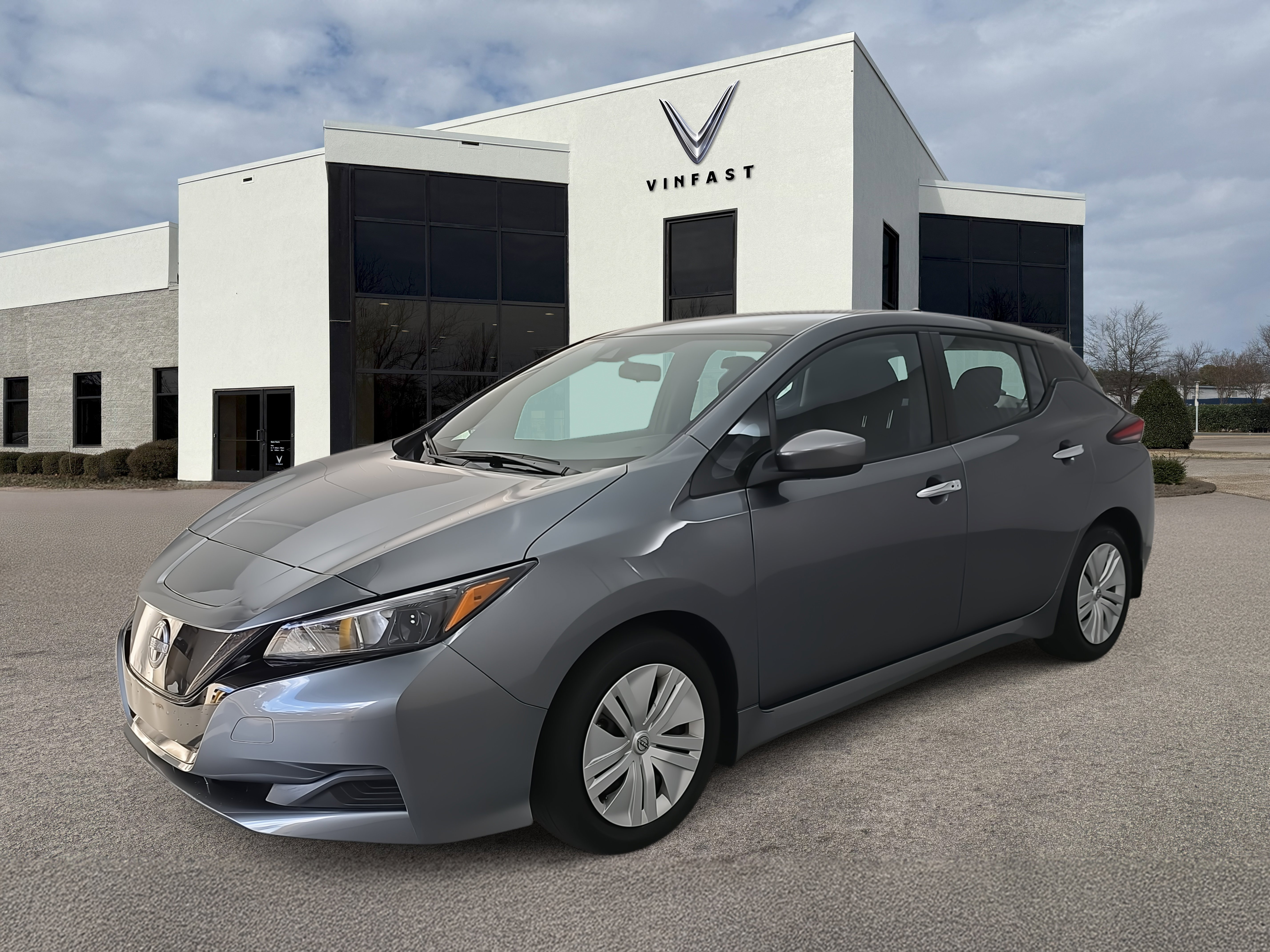Used 2024 Nissan Leaf S