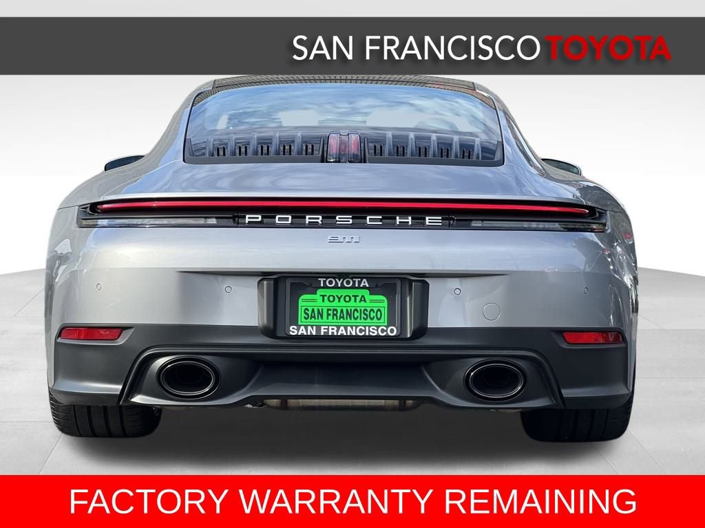 Used 2025 Porsche 911 Carrera image 4