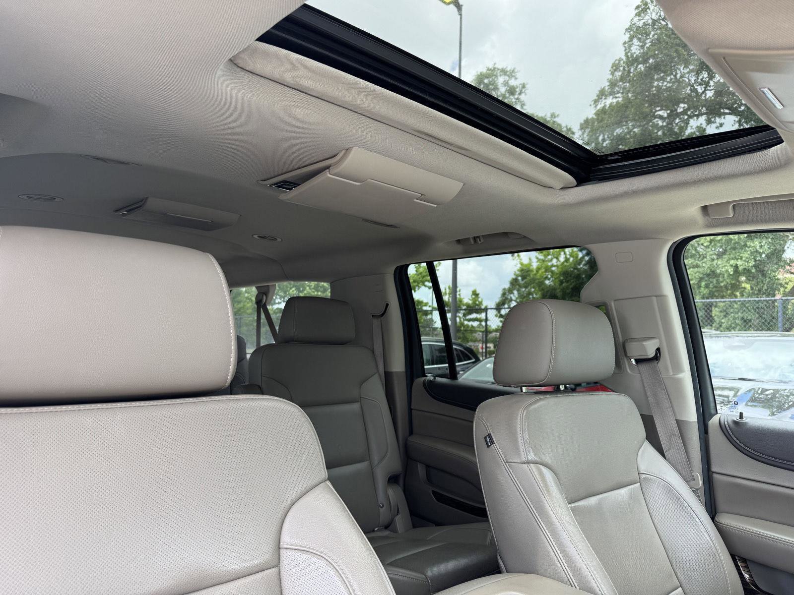 Used 2016 GMC Yukon XL SLT w/ Open Road Package image 32