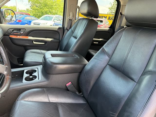 Used 2011 GMC Sierra 1500 SLT w/ SLT Convenience Package RWD image 18