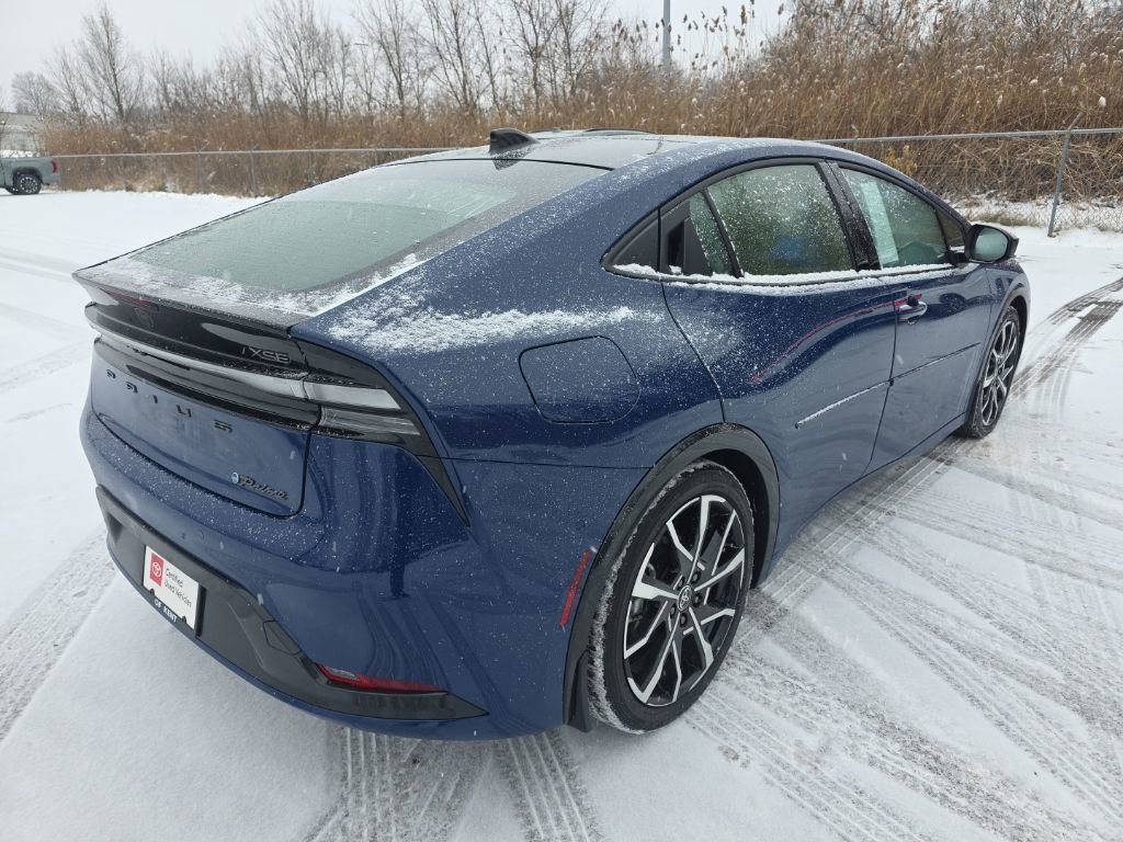 Used 2024 Toyota Prius Prime Premium image 7