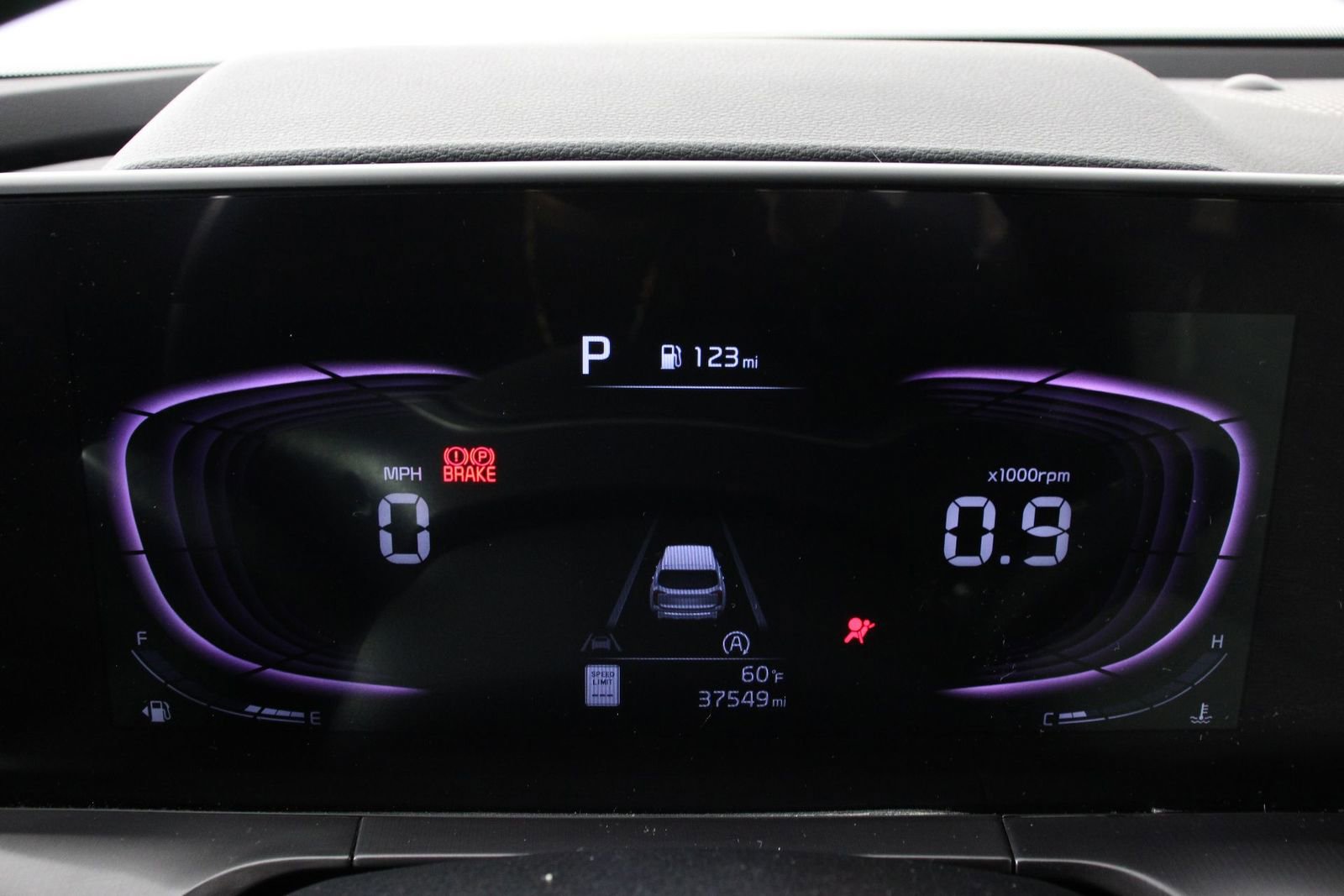 Used 2023 Kia Telluride S image 12