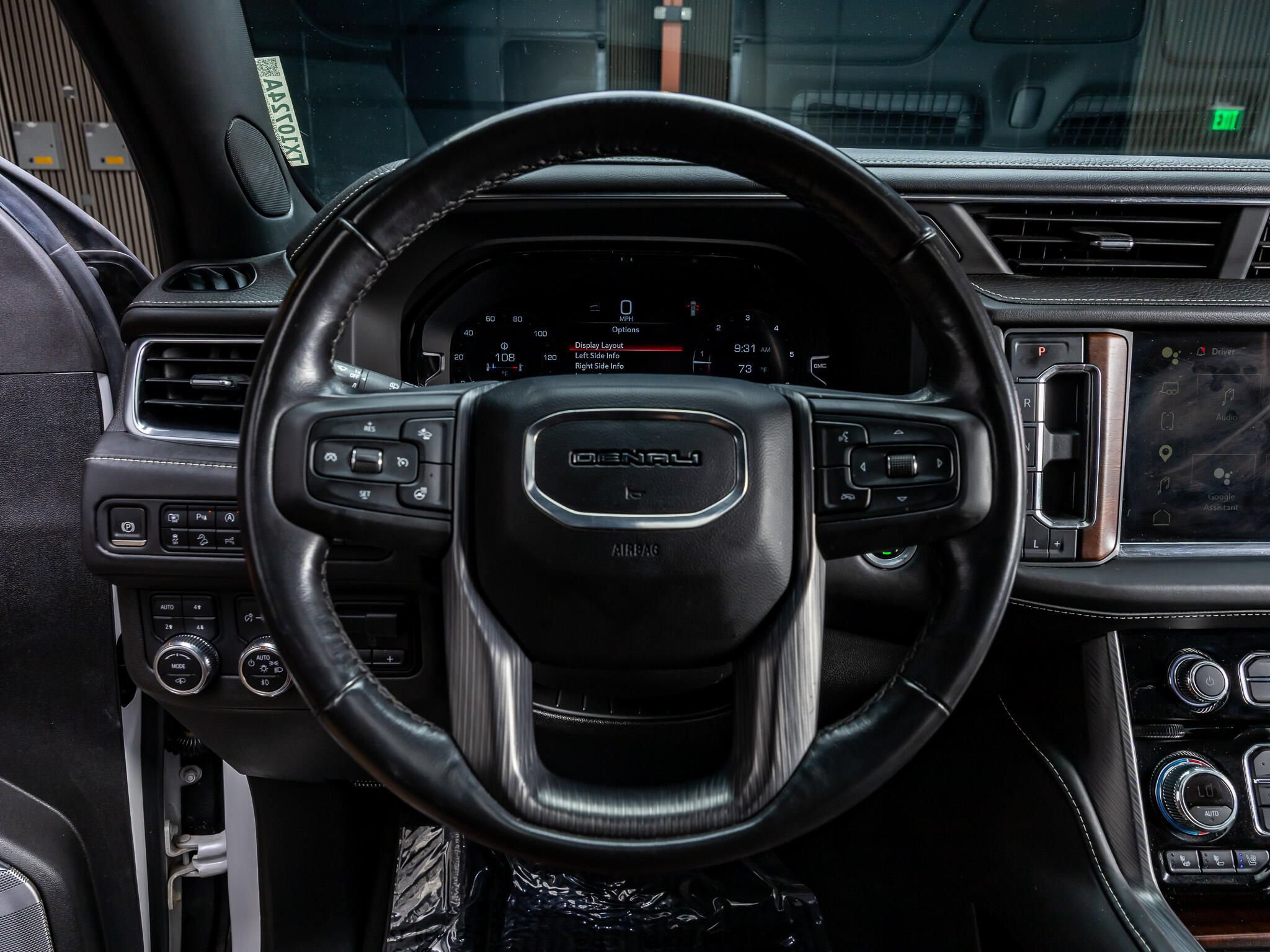 Used 2023 GMC Yukon Denali Ultimate AWD/4WD image 18