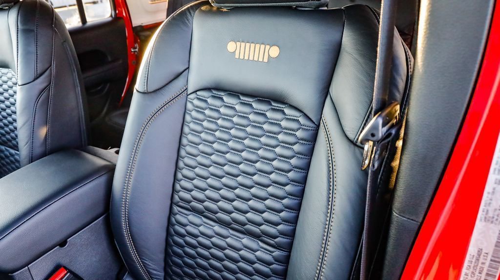 New 2025 Jeep Wrangler Sport S image 26