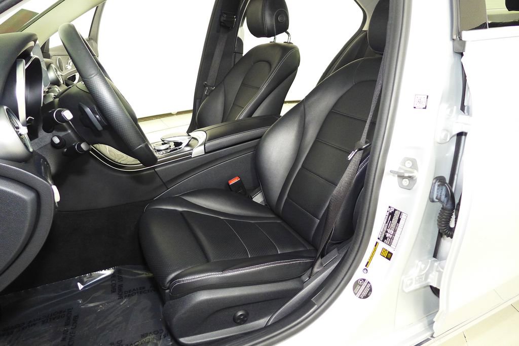 Used 2016 Mercedes-Benz C 300 Sedan image 22