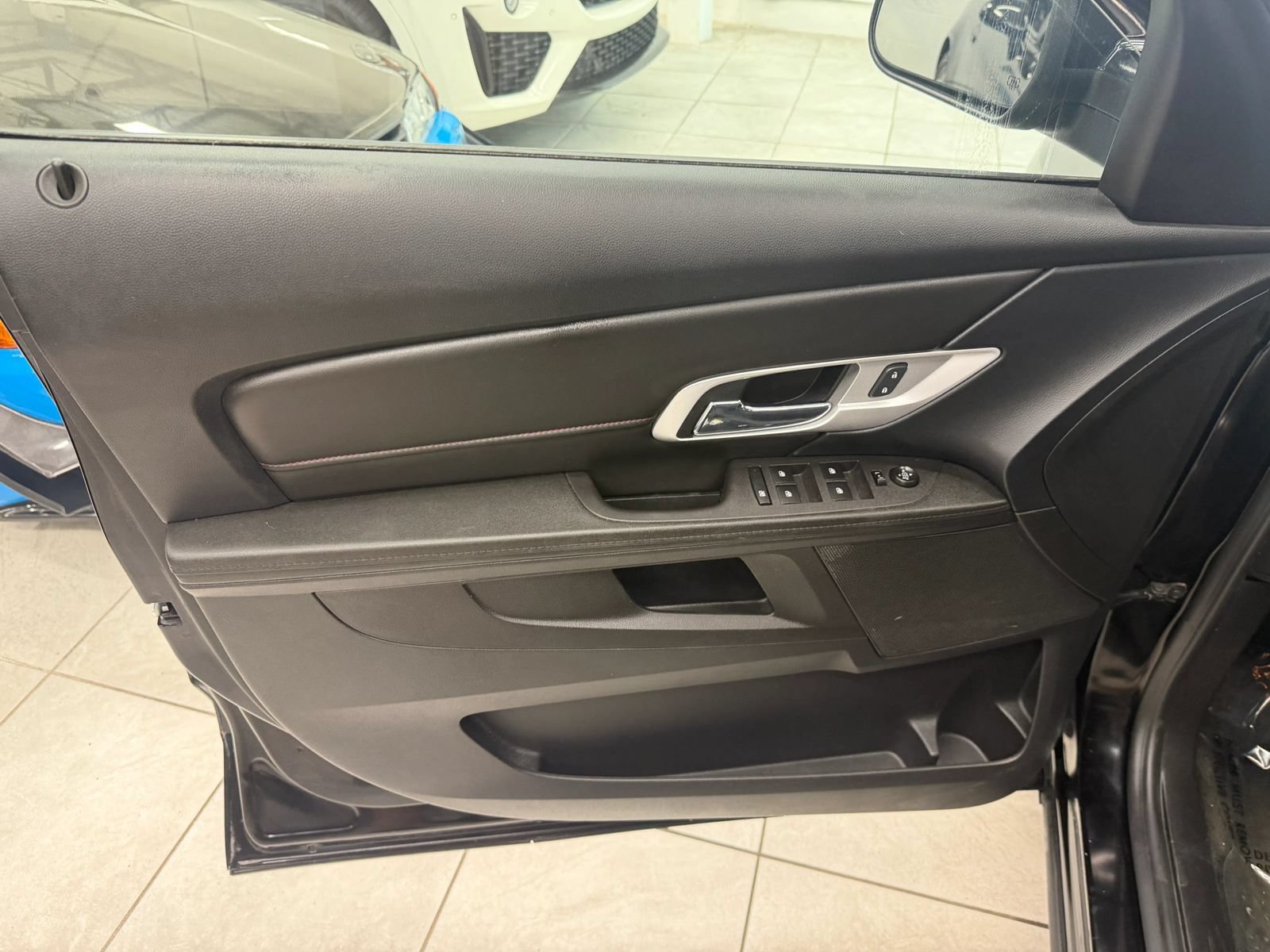 Used 2017 GMC Terrain SLE FWD image 13