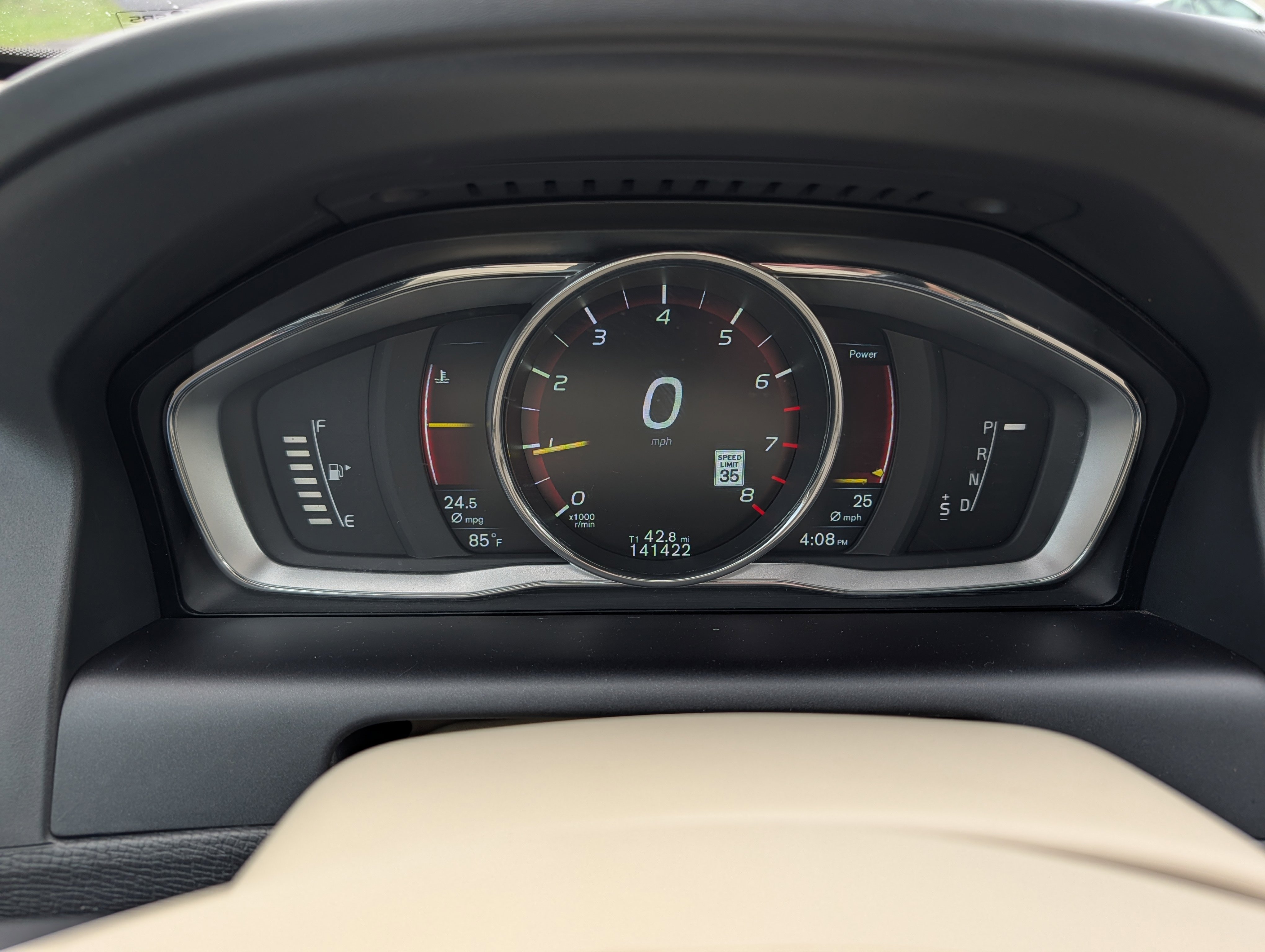 Used 2016 Volvo XC60 T5 Platinum w/ Climate Package FWD image 18