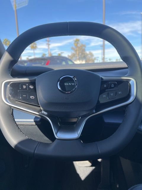 New 2026 Volvo EX30 Plus w/ Protection Package image 15
