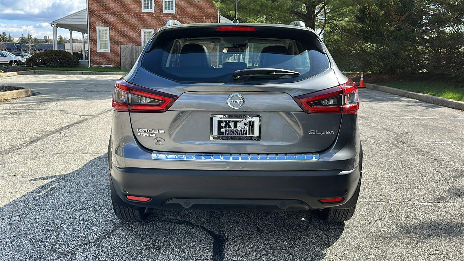 Certified 2022 Nissan Rogue Sport SL w/ Premium Package image 6