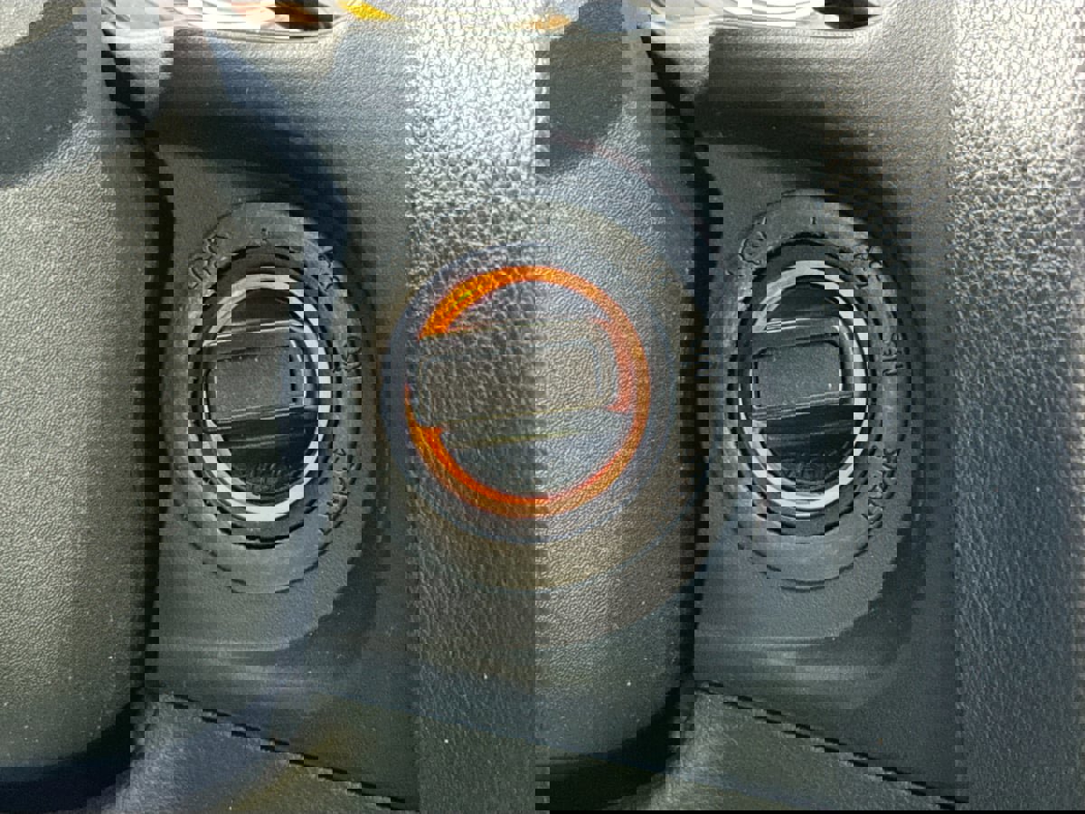 Used 2014 Nissan Armada Platinum image 18