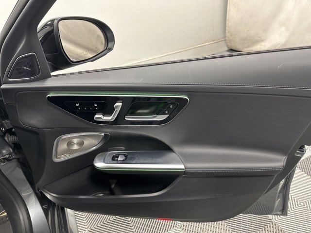 Used 2025 Mercedes-Benz C 300 4MATIC Sedan image 32