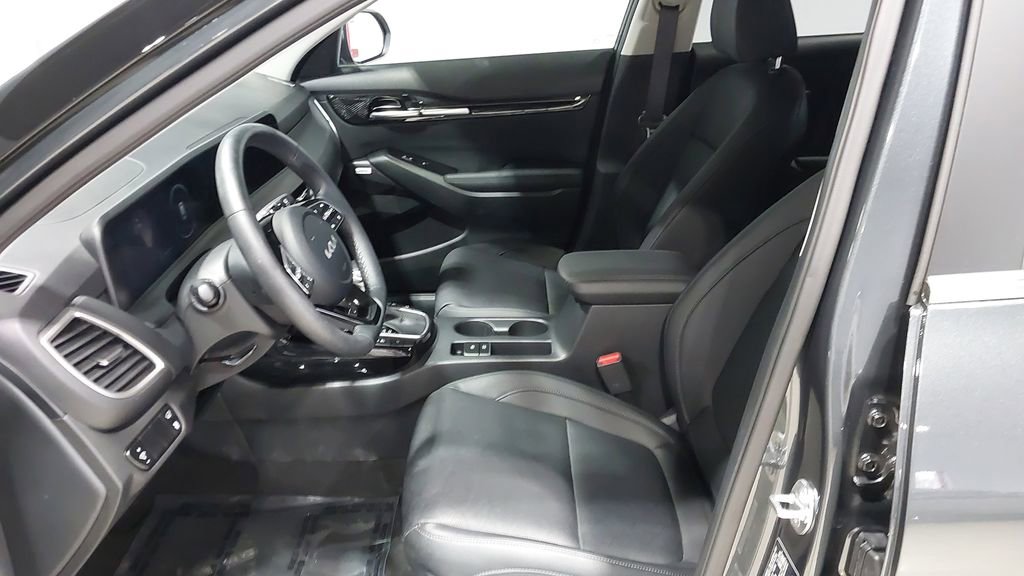 Used 2024 Kia Seltos SX w/ SX Sunroof Package AWD/4WD image 19