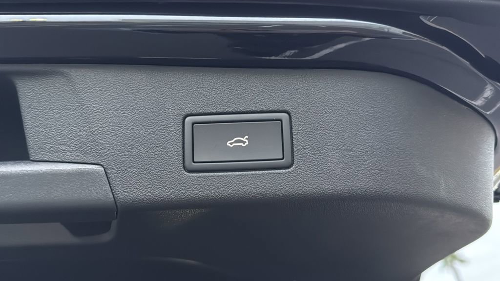 New 2026 Volkswagen ID.4 Pro S AWD/4WD image 27
