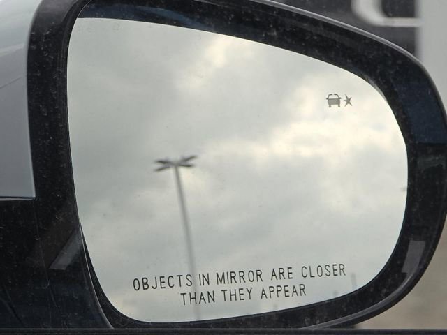 Used 2025 Chevrolet TrailBlazer ACTIV w/ Convenience Package image 37