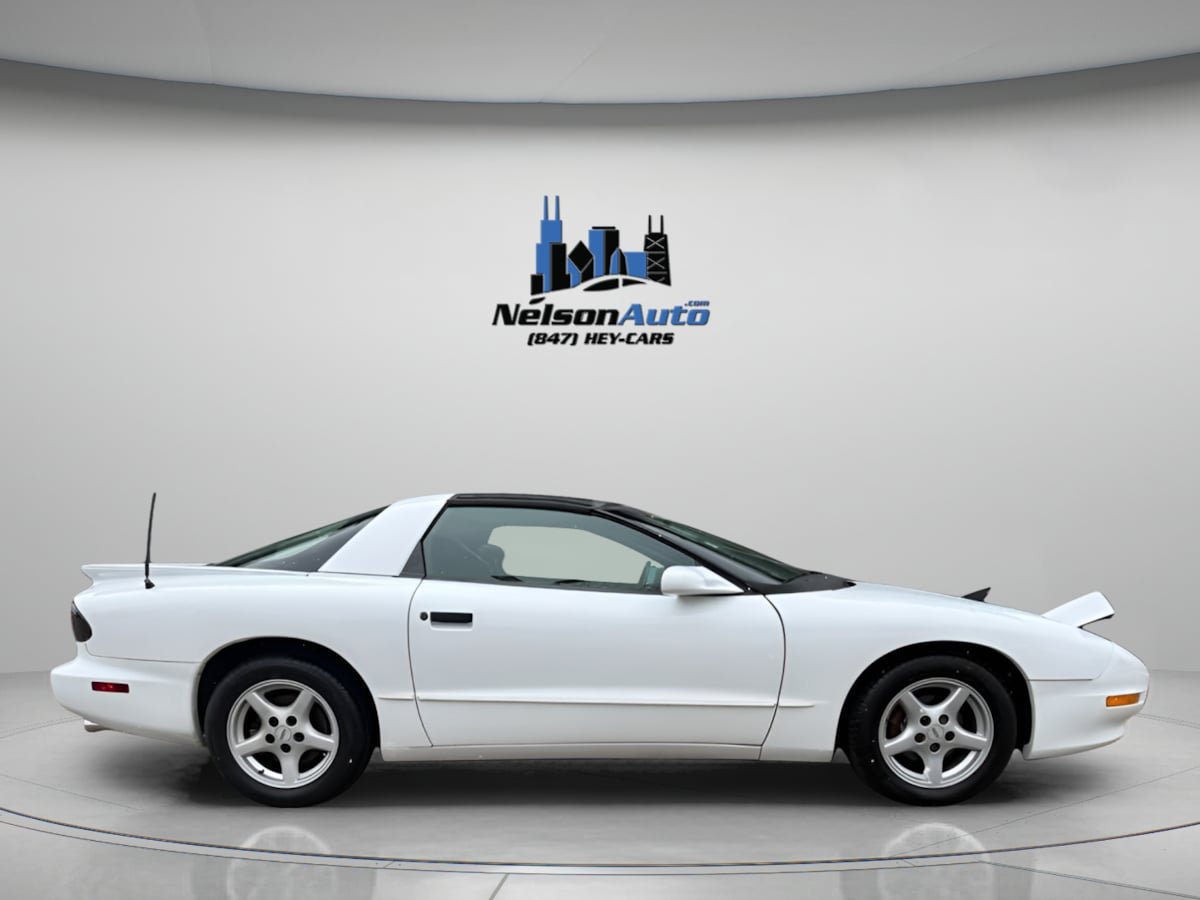 Used 1996 Pontiac Firebird Formula RWD image 3