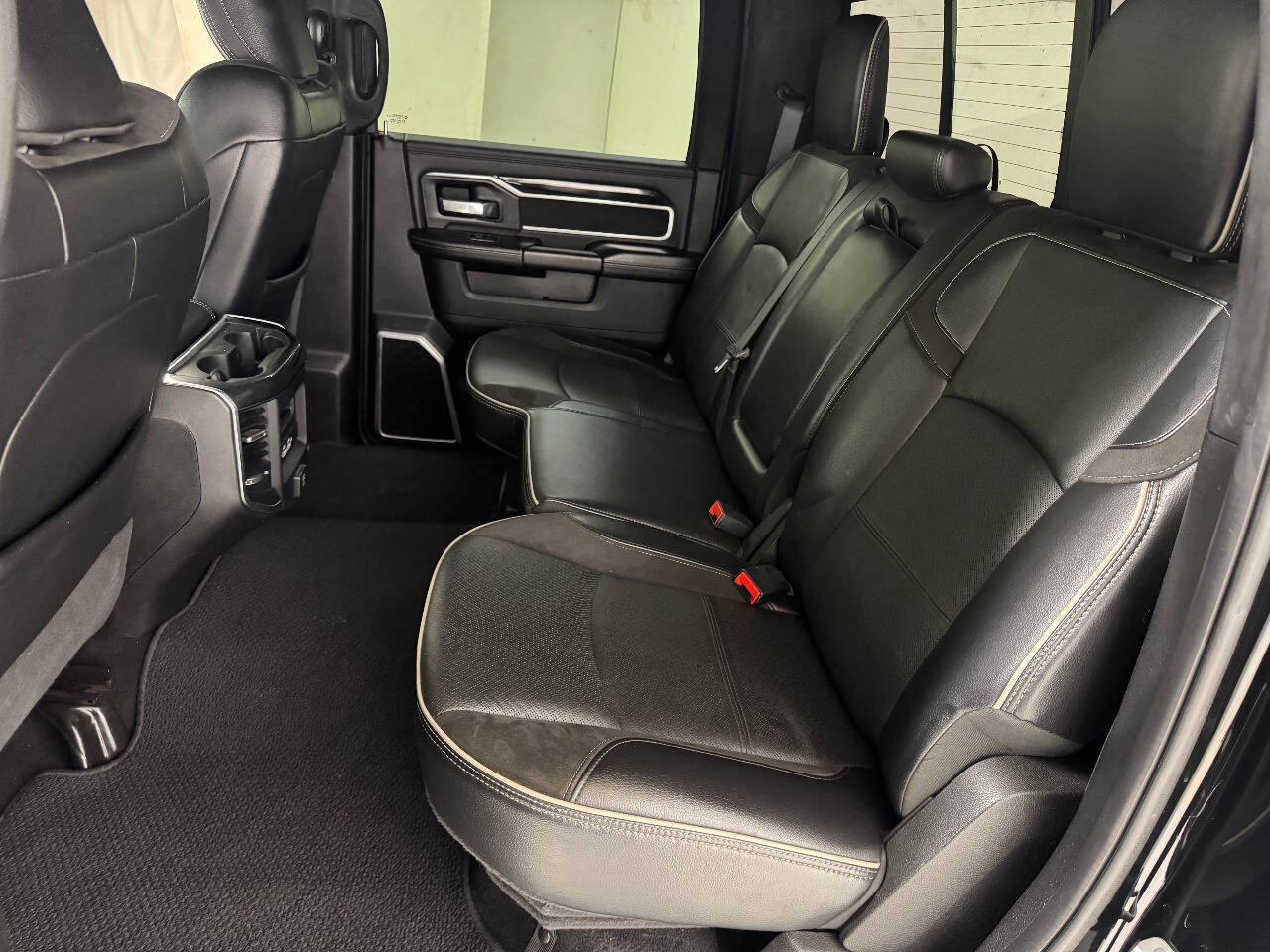 Used 2020 RAM 3500 Laramie w/ Night Edition AWD/4WD image 43