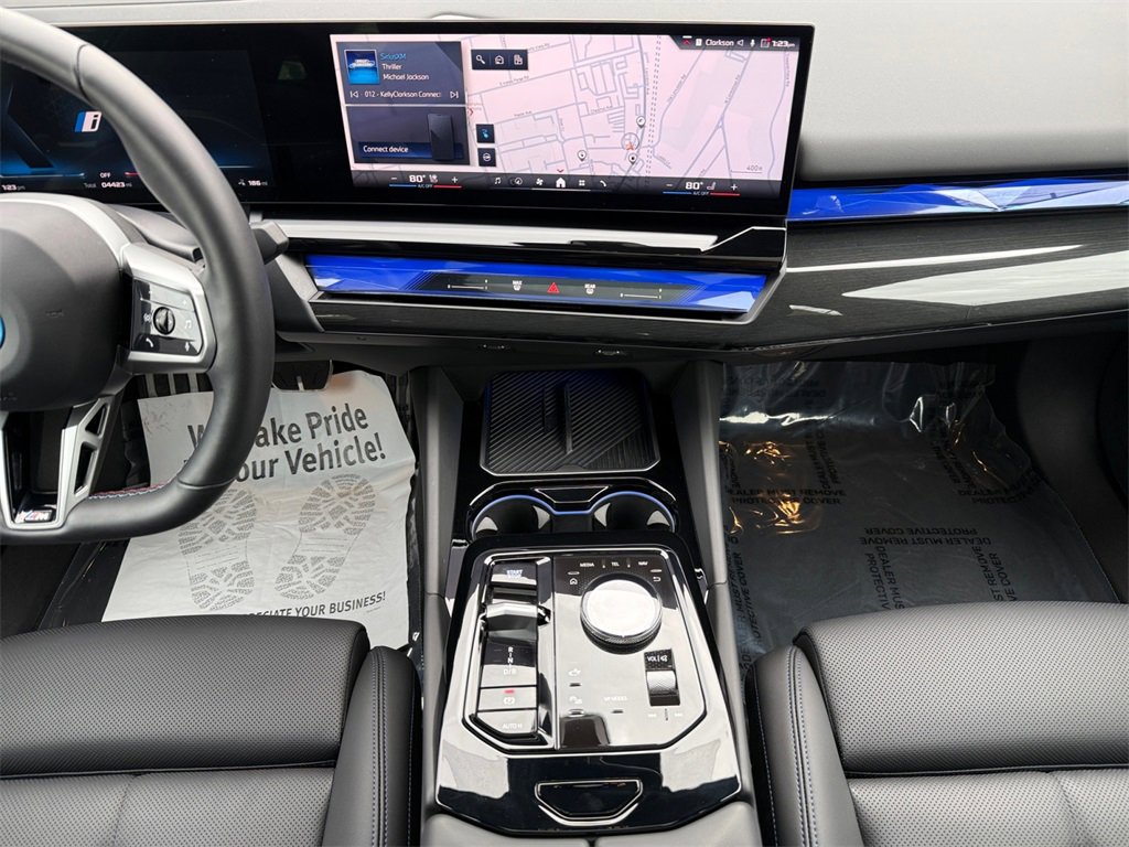 Certified 2025 BMW i5 M60 w/ Premium Package image 11