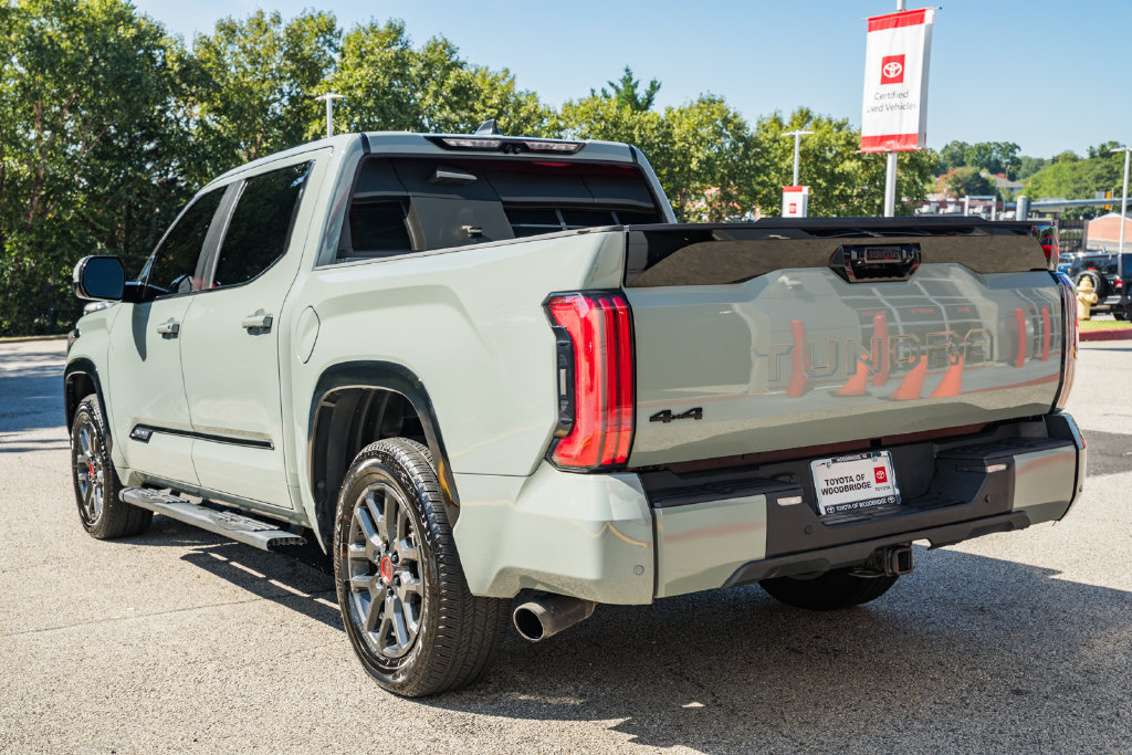 Used 2024 Toyota Tundra Platinum AWD/4WD image 5