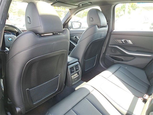 Used 2022 BMW 330i Sedan w/ Driving Assistance Package image 10
