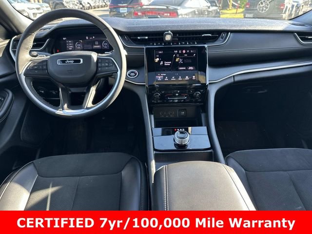 Certified 2024 Jeep Grand Cherokee Altitude AWD/4WD image 17