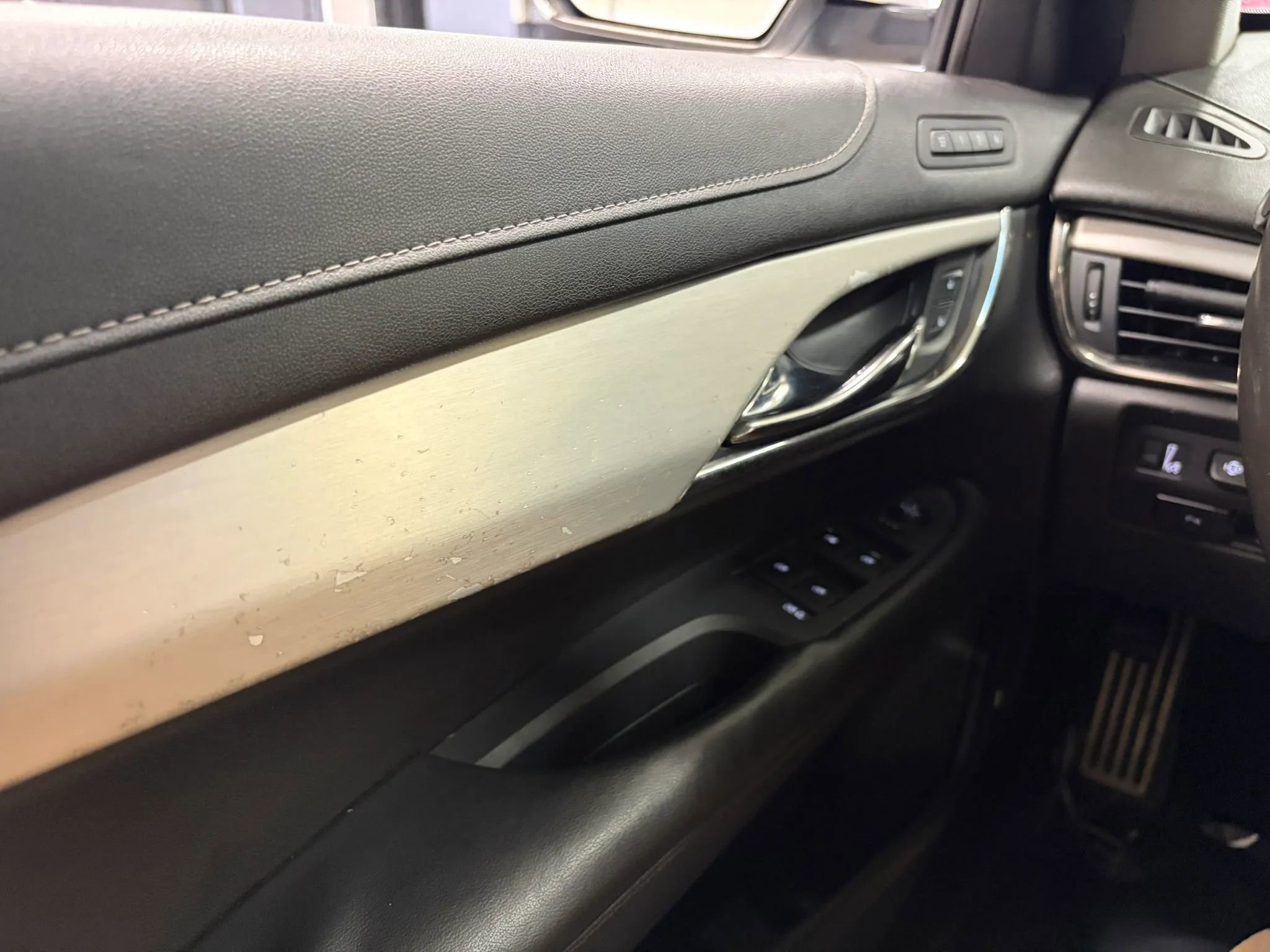Used 2015 Cadillac ATS Premium AWD/4WD image 32