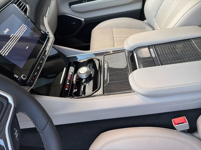 Used 2022 Jeep Wagoneer Series II image 16