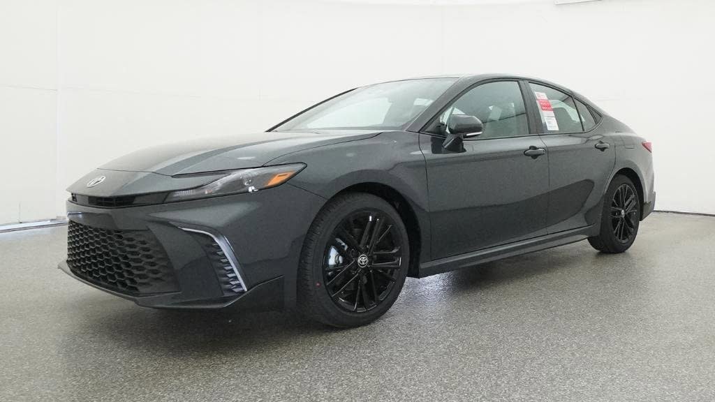New 2026 Toyota Camry SE FWD image 17