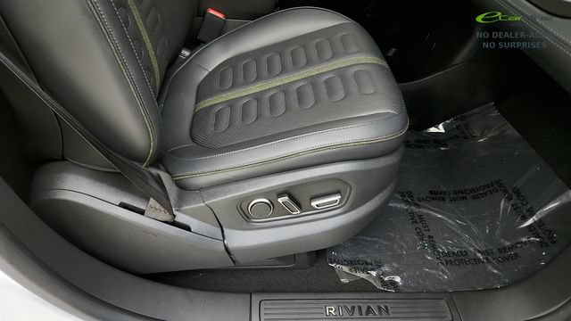 Used 2025 Rivian R1T Adventure AWD/4WD image 37