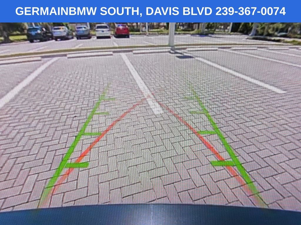 Certified 2025 BMW 330i xDrive Sedan w/ Premium Package AWD/4WD image 23
