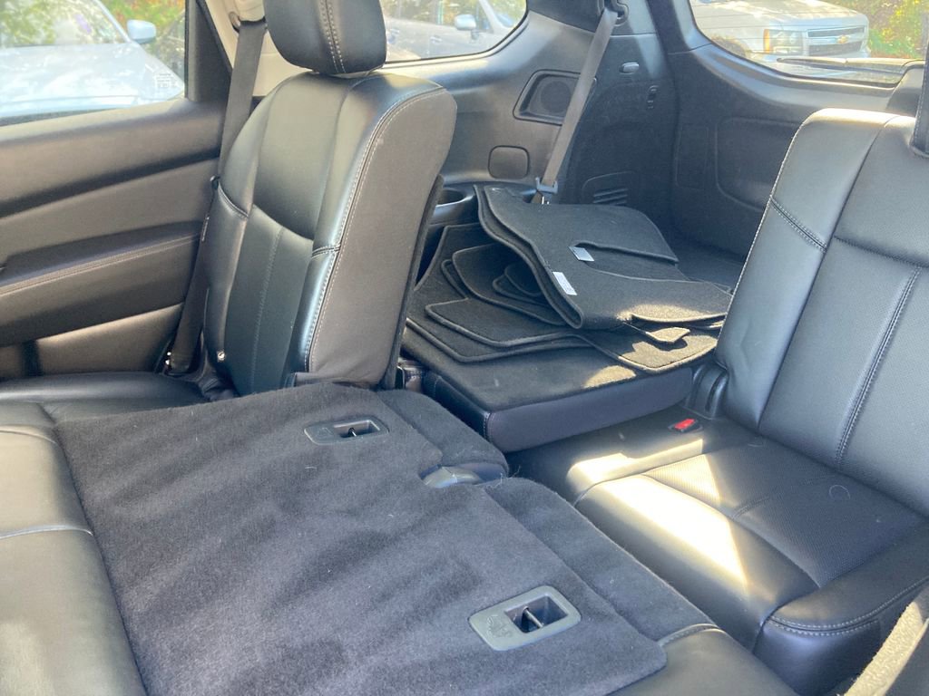 Used 2020 Nissan Pathfinder Platinum image 29