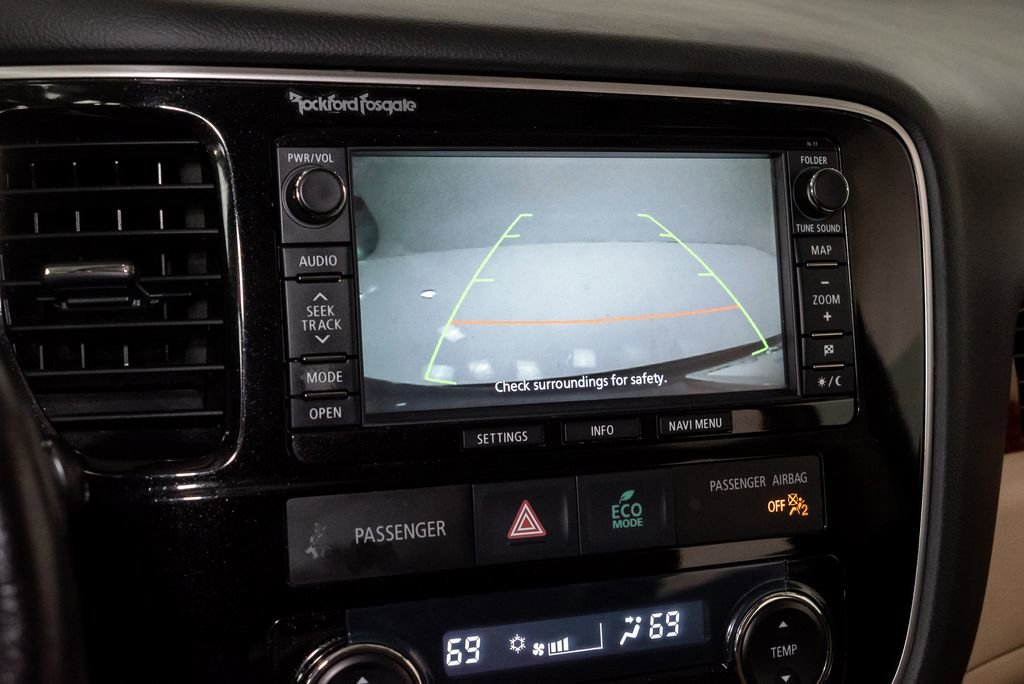 Used 2014 Mitsubishi Outlander GT image 14